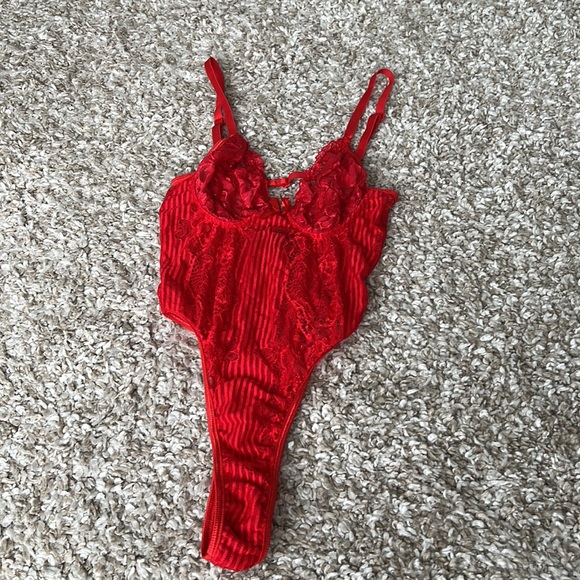 Lacey Red Pretty Little Thing Lingerie Sz S - Picture 3 of 7